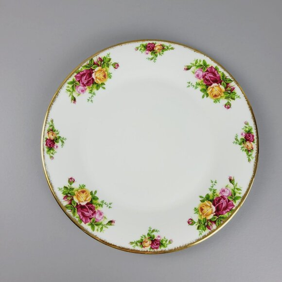 Royal Albert Old Country Roses Dinner Plate Fluted Edge Pretty Gold Trim England - Picture 1 of 7